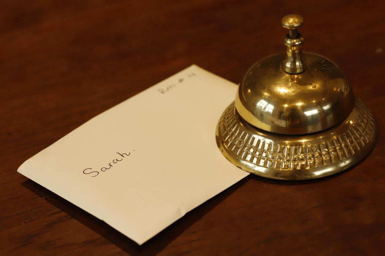 The Vine On Main Motel Stamford Екстериор снимка